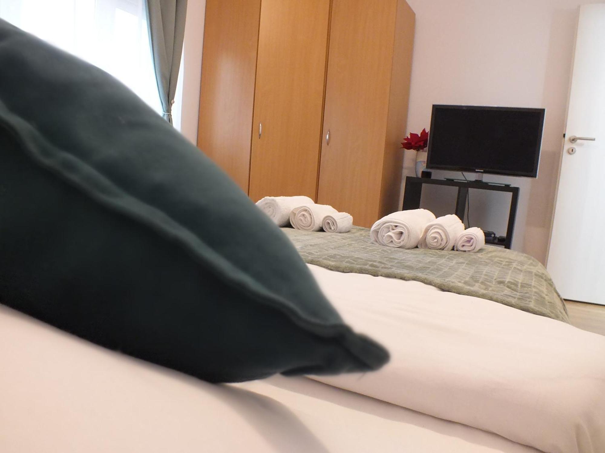 E&C Aparthotel Bucharest Mall, Unirii Area Екстер'єр фото